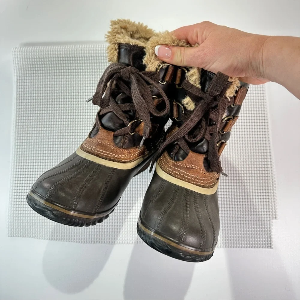 Sorel Winter Duck Boots Heeled Waterproof Lace Up Brown Black 8